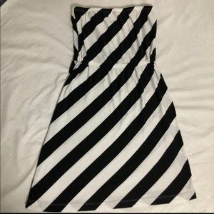 Black & white striped stripes